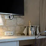 Pensión Luna 3*