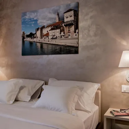 Pensión Luna Trogir